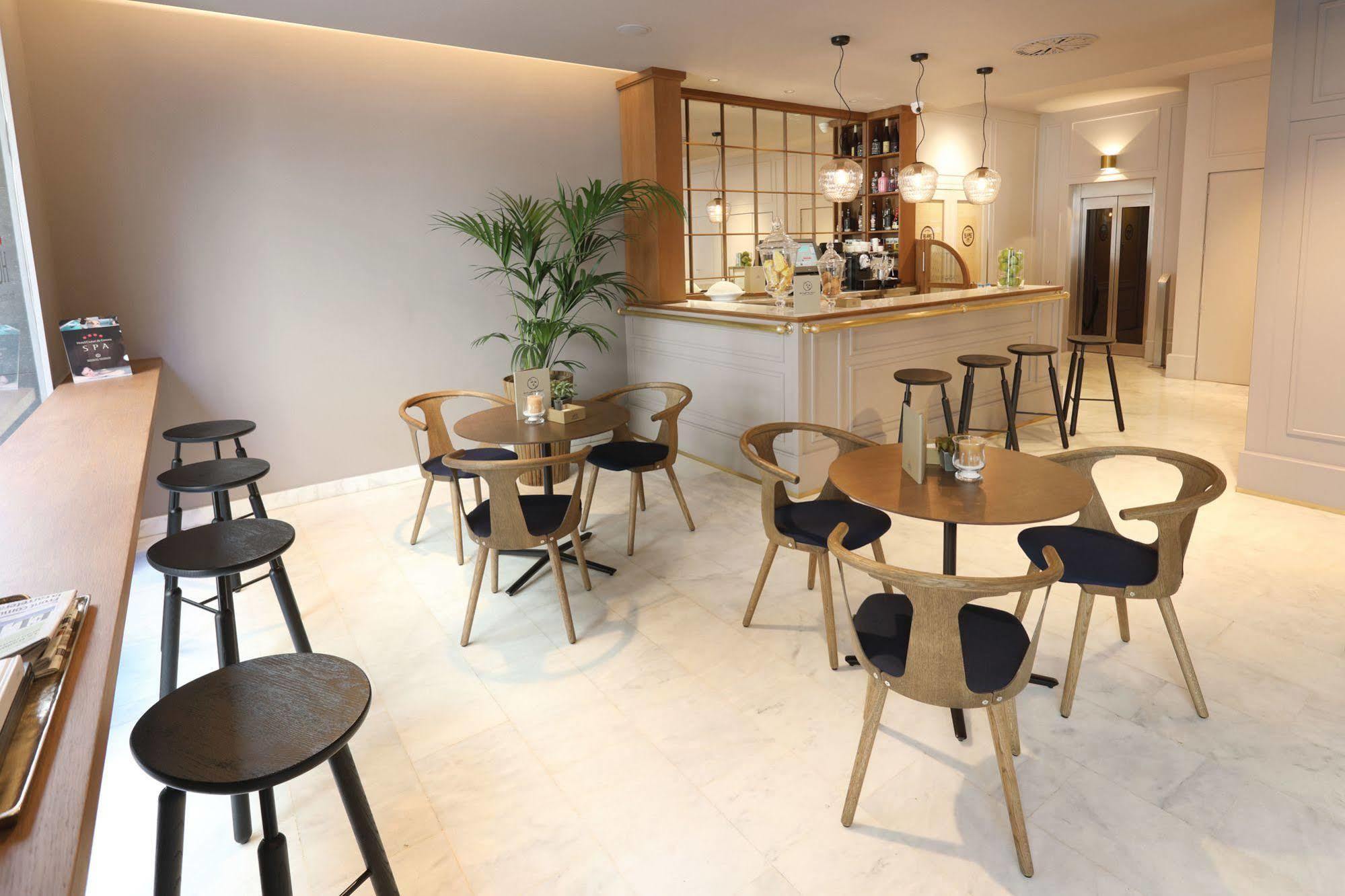 Hotel Ciutat De 4*